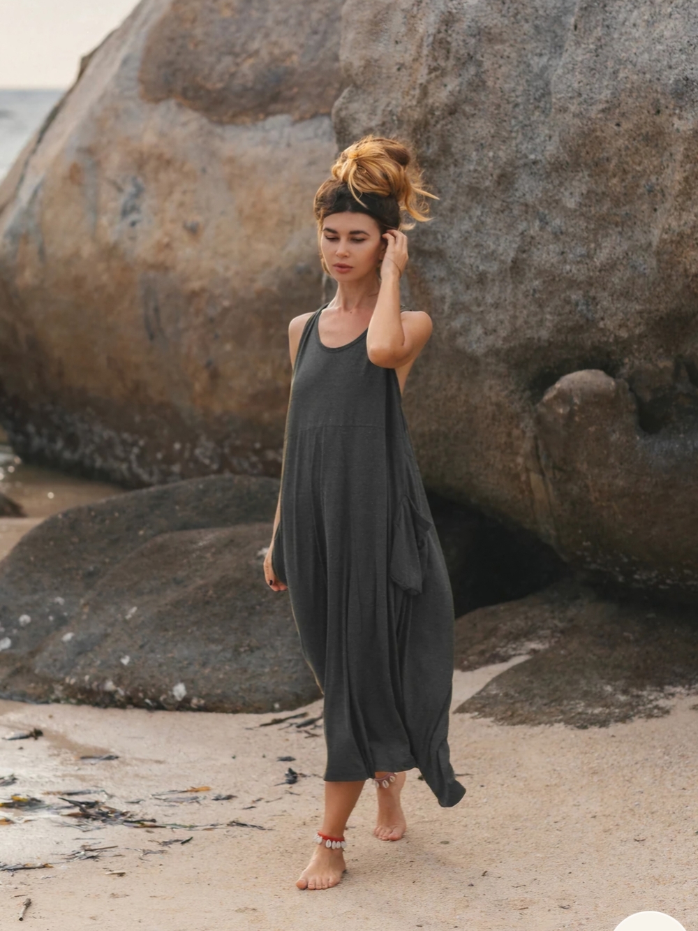 Thaluta Mahika Midi Dress In Charcoal ✨️